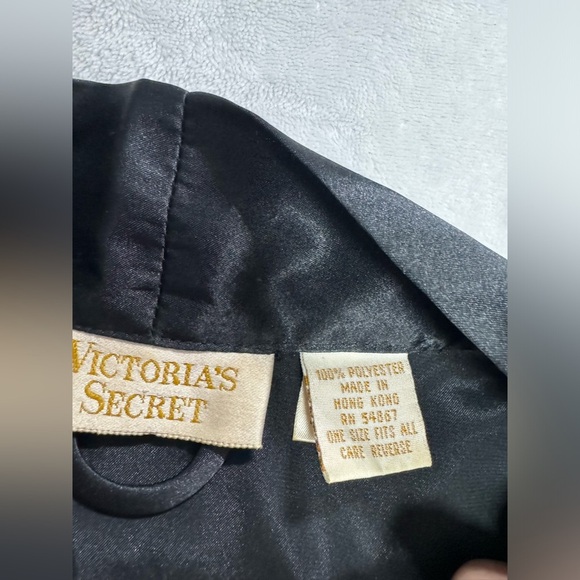 Gold Tag Victorias Secret Silky Black Robe - Picture 4 of 10